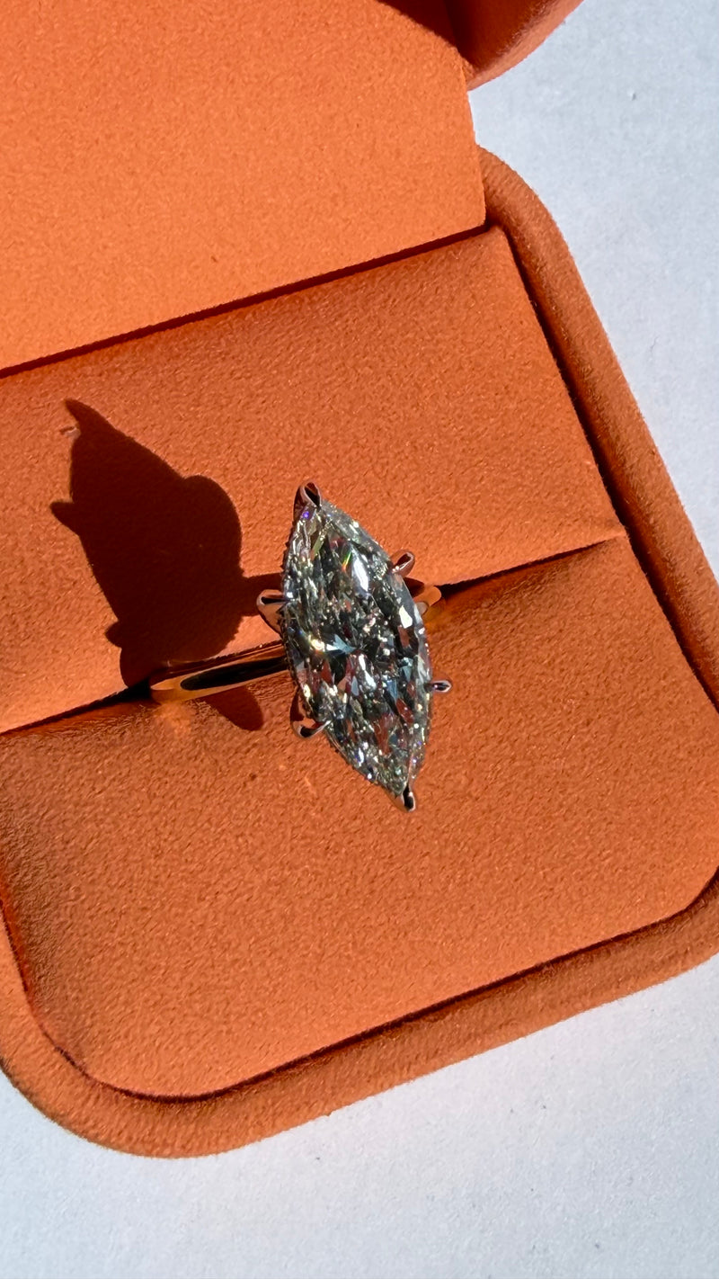 CLOSE UP OF MARQUISE RING
