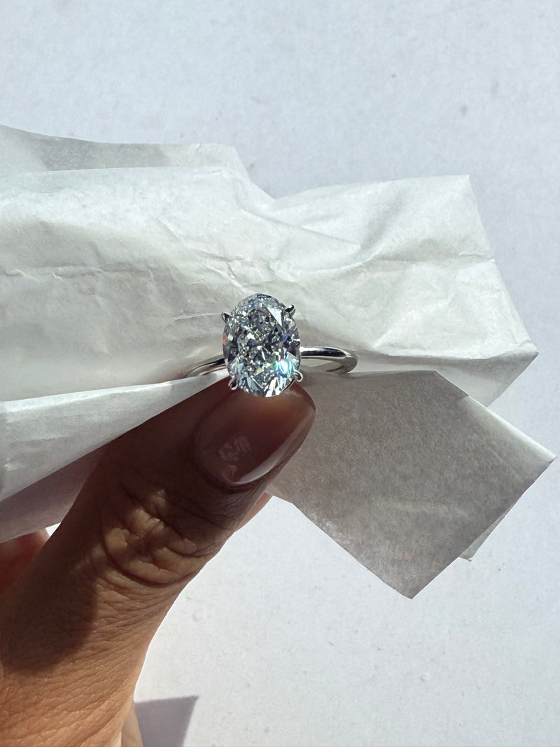 3CARAT OVAL DIAMOND RING